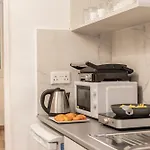Queen Regina Apartman