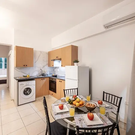 Apartment Queen Regina Nicosia