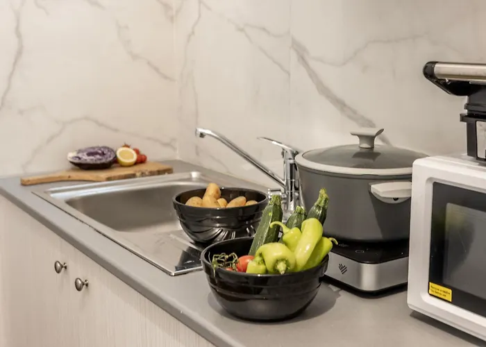 Queen Regina Daire *