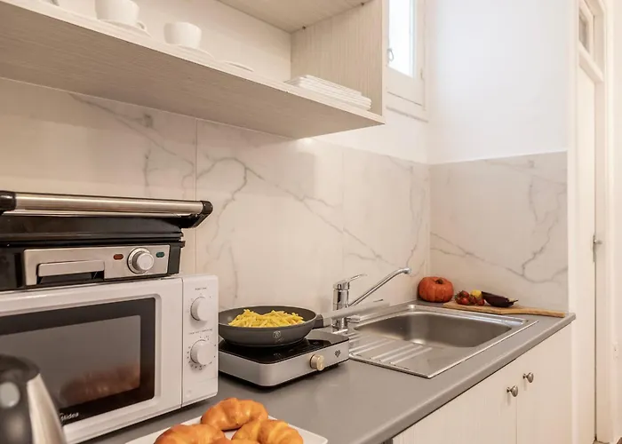 Queen Regina Daire *