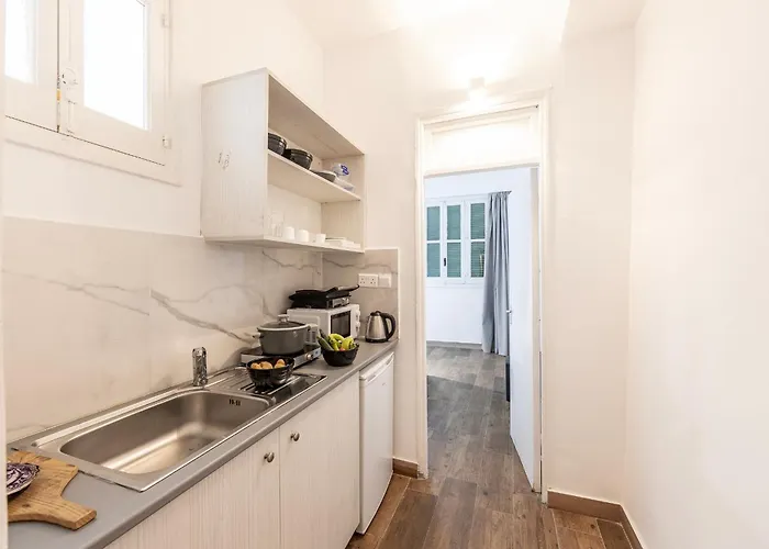 Queen Regina アパート